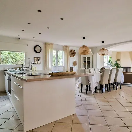 Holiday home Holiday La Pinede By Interhome *