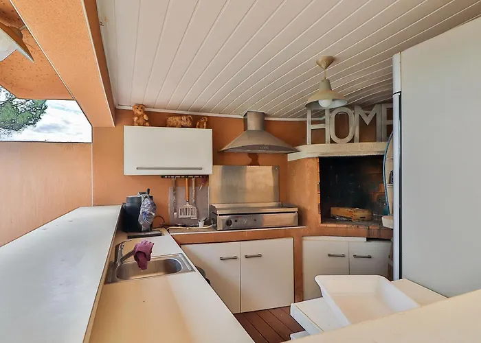 La Pinede By Interhome Thezan-les-Beziers