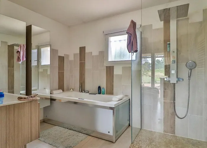 La Pinede By Interhome Dom wakacyjny Thezan-les-Beziers